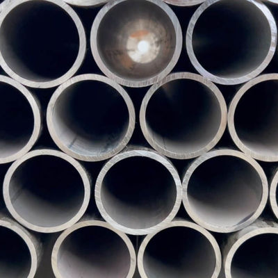 4140 Seamless Steel Oil Well Drilling Pipe with High Straightness and Quenched & Tempered for Durability