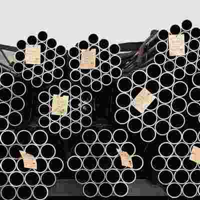 Grade 4130 Chromoly Oil Drilling Pipe - High-Strength Corrosion Resistant Seamless Steel Tubing for Oil Well and Mining Applications